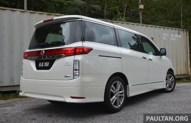 nissan-elgrand-review-3