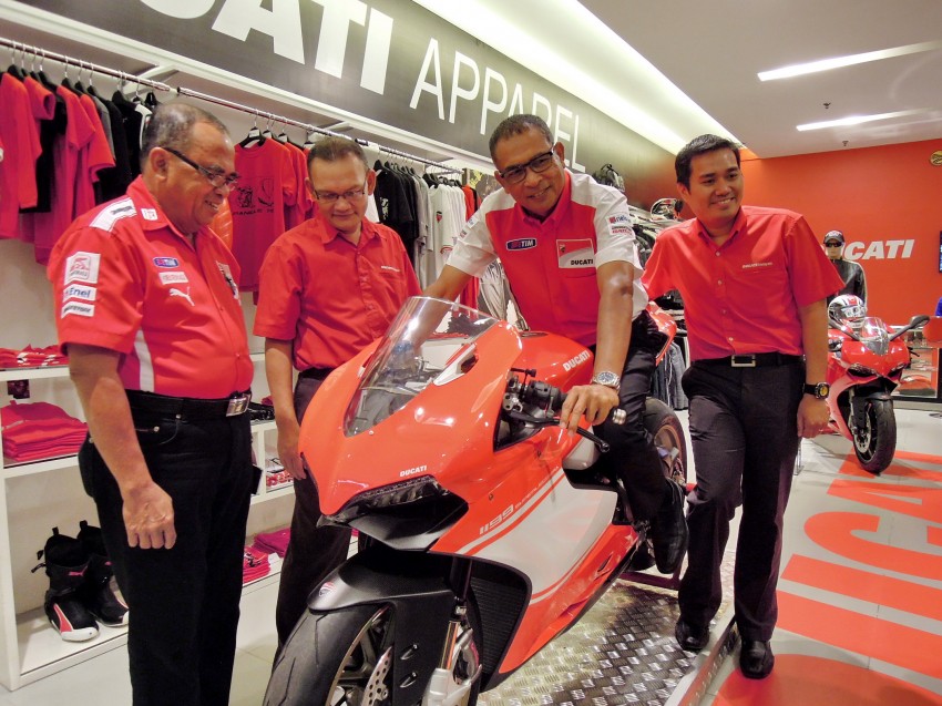 Limited-edition Ducati 1199 Superleggera, RM488,888 222638