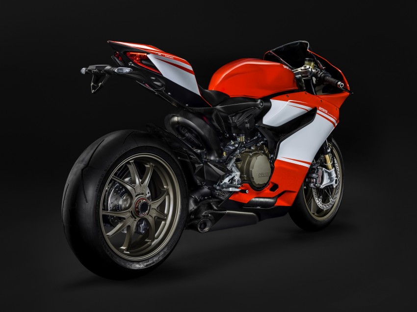 Limited-edition Ducati 1199 Superleggera, RM488,888 222641