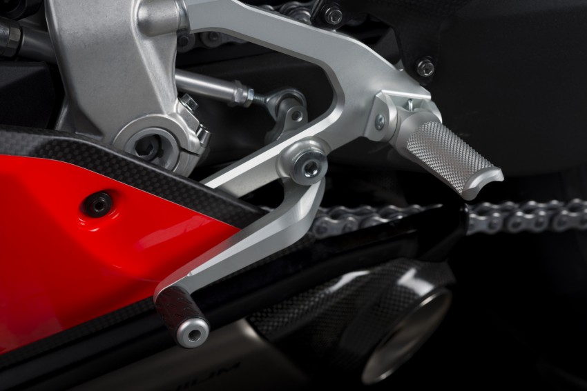 Limited-edition Ducati 1199 Superleggera, RM488,888 222651