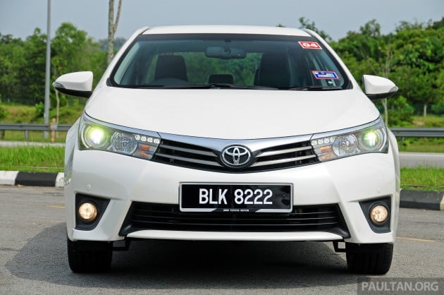 2014_Toyota_Corolla_Altis_Driven_ 101