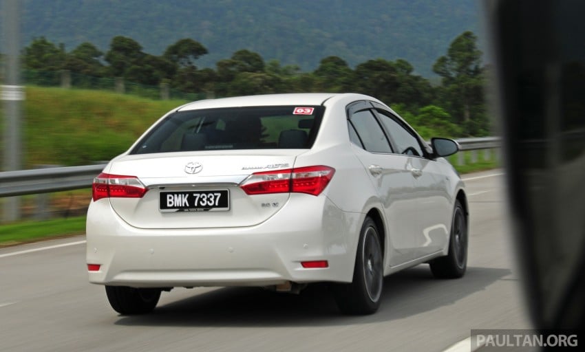 DRIVEN: 2014 Toyota Corolla Altis 2.0V on local roads 222458