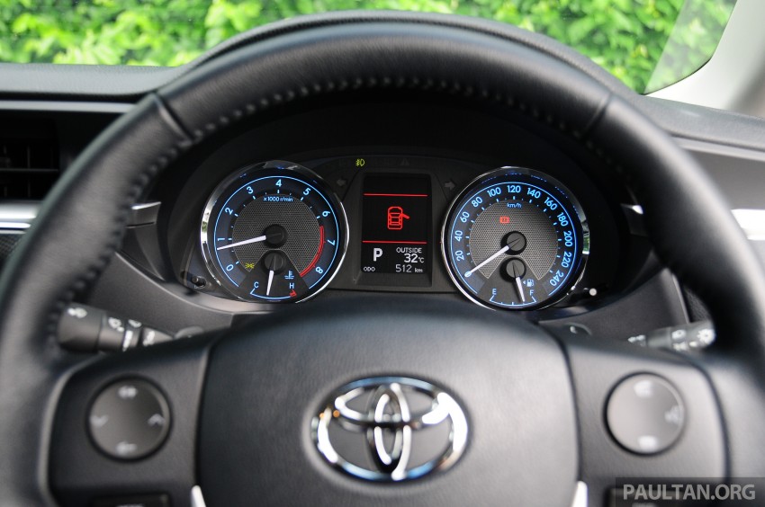 DRIVEN: 2014 Toyota Corolla Altis 2.0V on local roads 222530