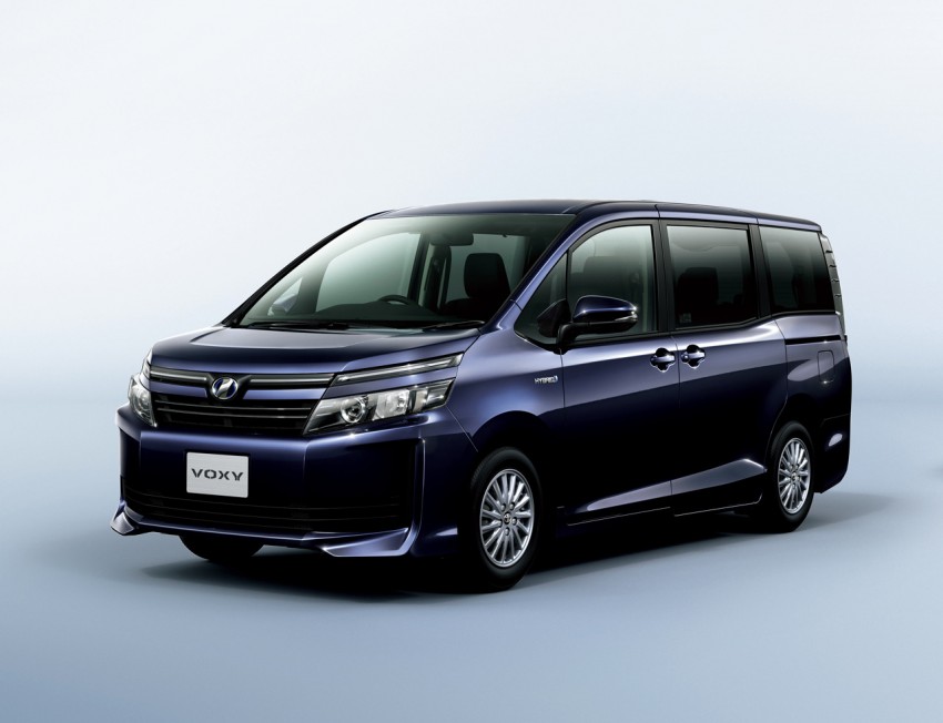 2014 Toyota Noah and Voxy – 1.8L hybrid, 23.8 km/l 223731