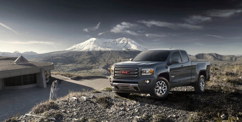 2015 GMC Canyon – macho mid-size American truck 221692