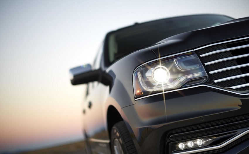 2015 Lincoln Navigator unveiled, gets EcoBoost V6 223833
