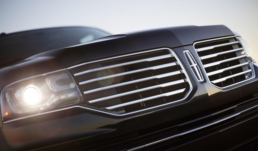 2015 Lincoln Navigator unveiled, gets EcoBoost V6 223834