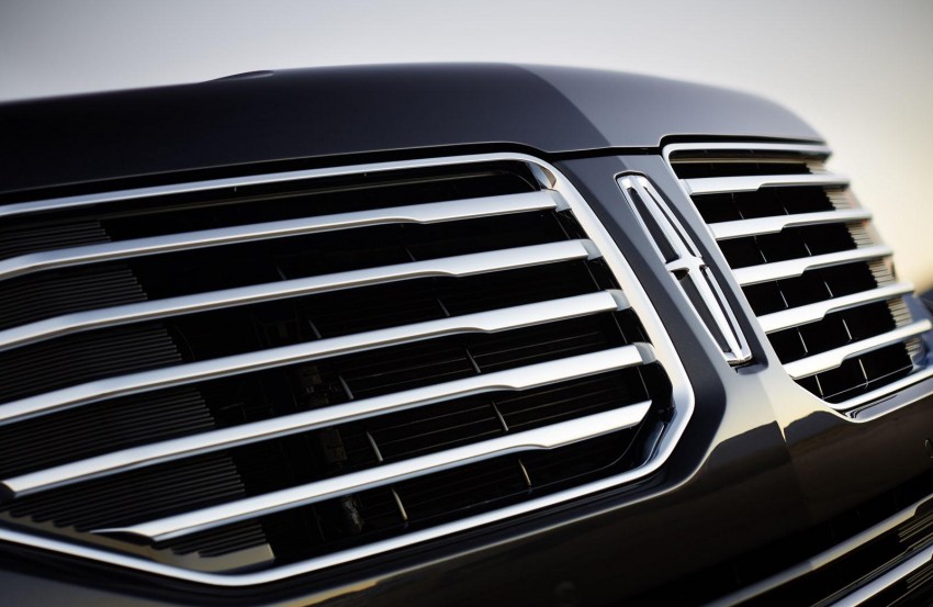 2015 Lincoln Navigator unveiled, gets EcoBoost V6 223836