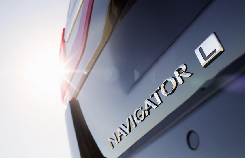 2015 Lincoln Navigator unveiled, gets EcoBoost V6 223838