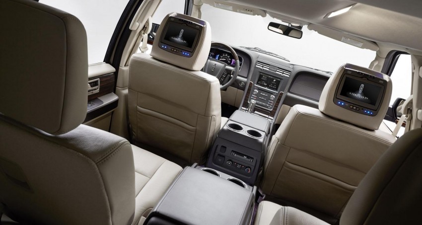 2015 Lincoln Navigator unveiled, gets EcoBoost V6 223845