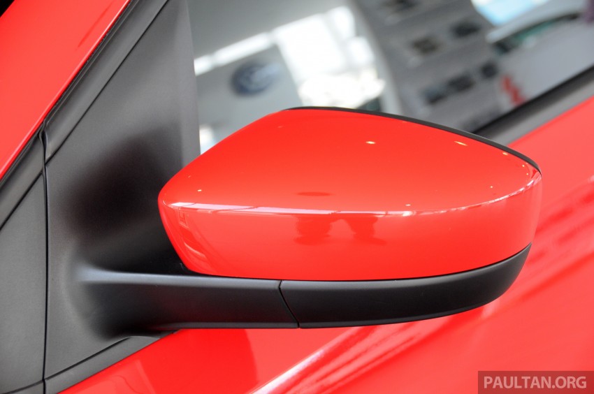 GALLERY: Showroom pics of the CKD VW Polo Hatch 224491