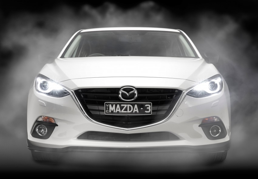 Mazda 3 Kuroi – dressing it up with a black sport pack 225171