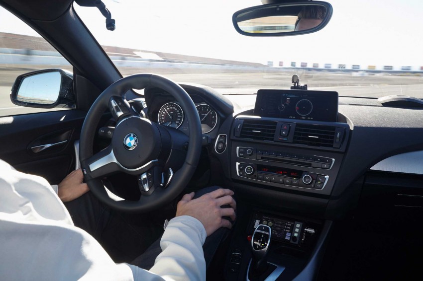 BMW showcases automated BMW M235i at CES Image #220973