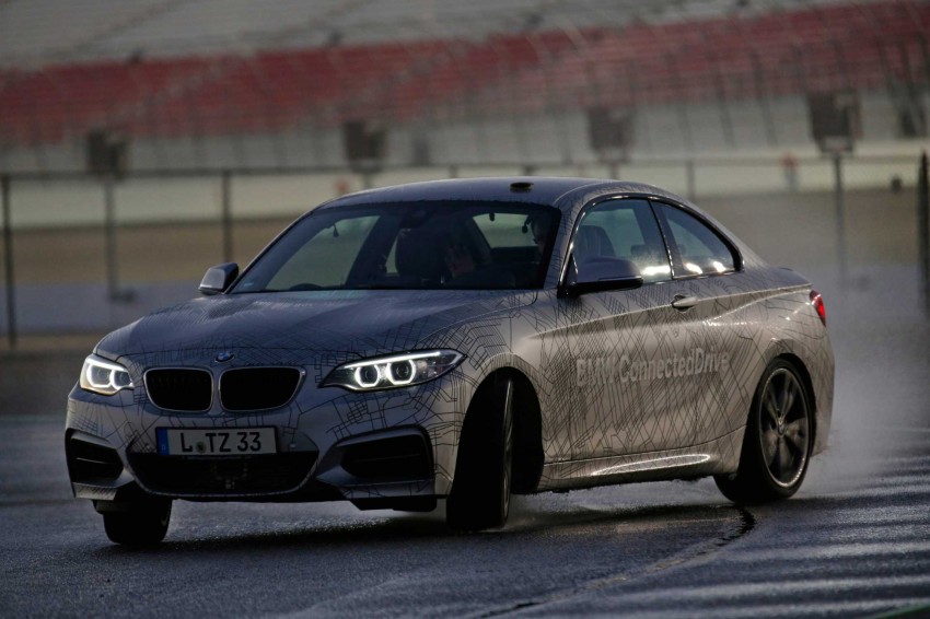 BMW showcases automated BMW M235i at CES Image #220994