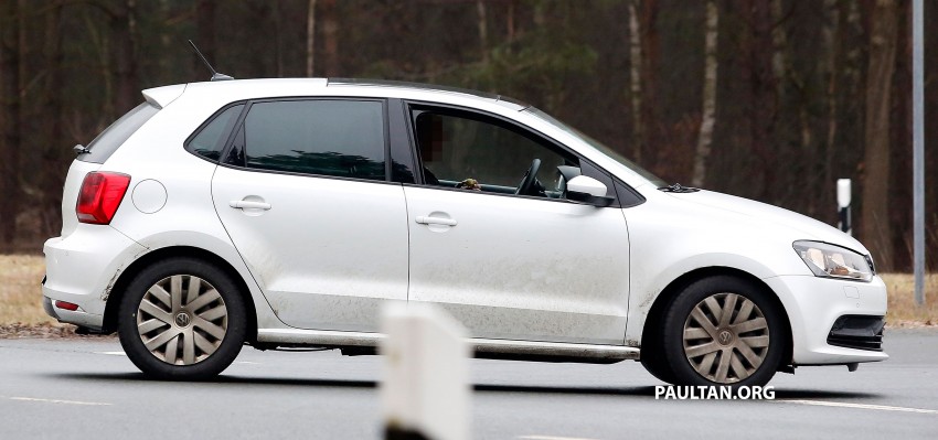 SPYSHOTS: Volkswagen Polo facelift goes upmarket? 224248