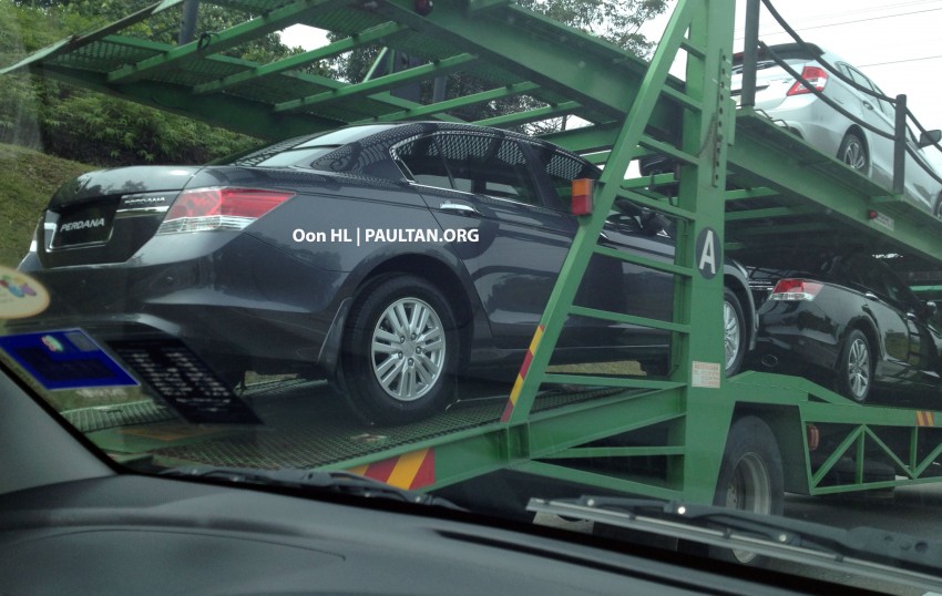 New Proton Perdana a.k.a. Accordana on a trailer 220047