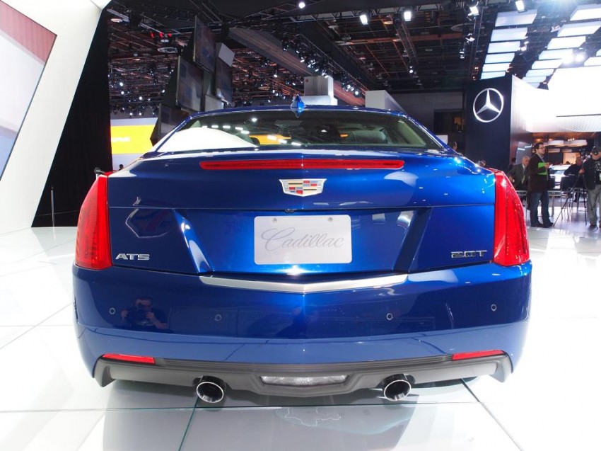 Cadillac ATS Coupe unveiled, new wreathless logo 222274