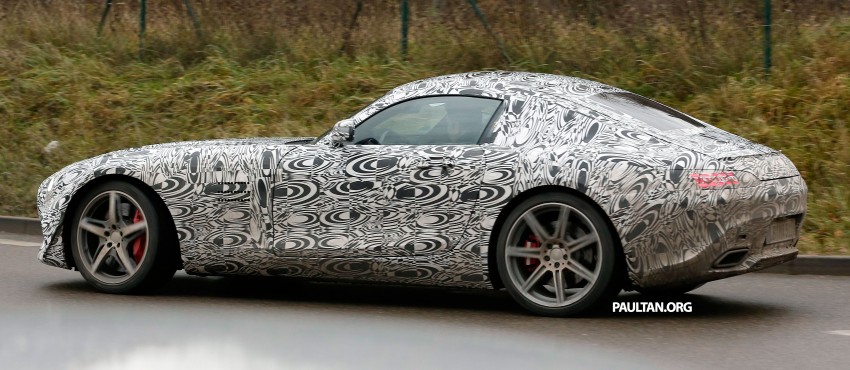 New Mercedes-Benz AMG GT drops some camo! 221328