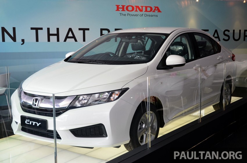 2014 Honda City – white Grade S car at DRB Autofest 231253