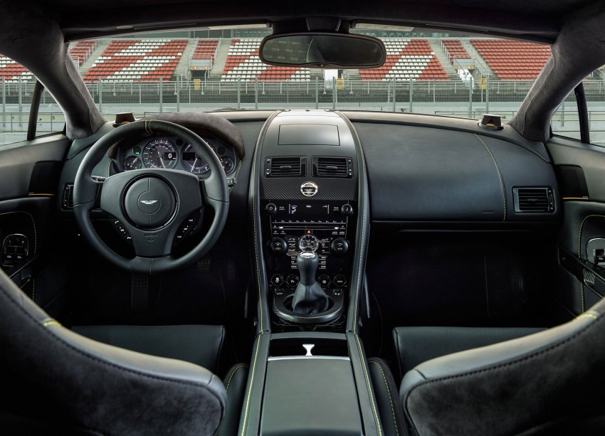Aston Martin V8 Vantage N430, inspired by the track 230240