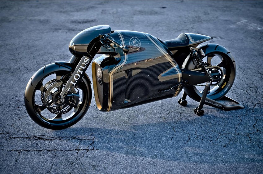 Lotus C-01 motorcycle debuts with 200 hp 1.2L V-twin 230395