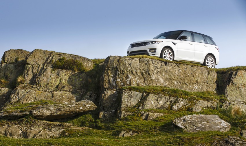 DRIVEN: 2014 Range Rover Sport tested in the UK 231414