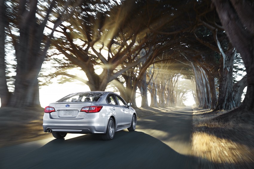 2015 Subaru Legacy debuts in Chicago – full details 227311