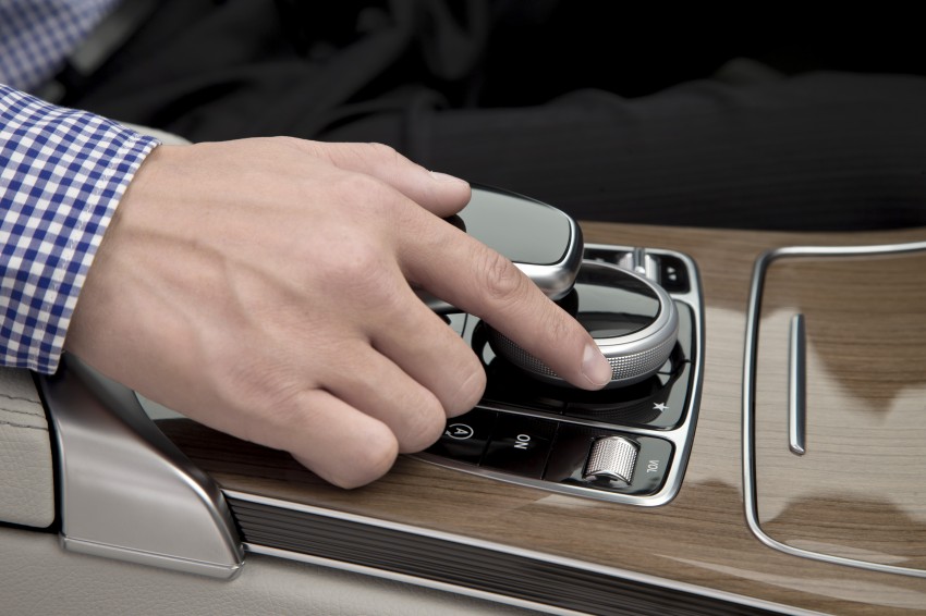 Apple CarPlay – new in-car OS unveiled in Geneva 233327