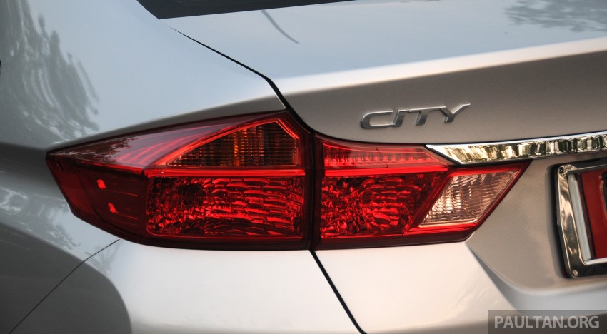GALLERY: Old and all-new 2014 Honda City compared 232257