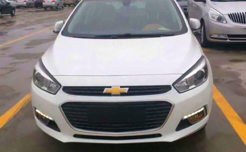 Next-generation Chevrolet Cruze uncovered in China 238573