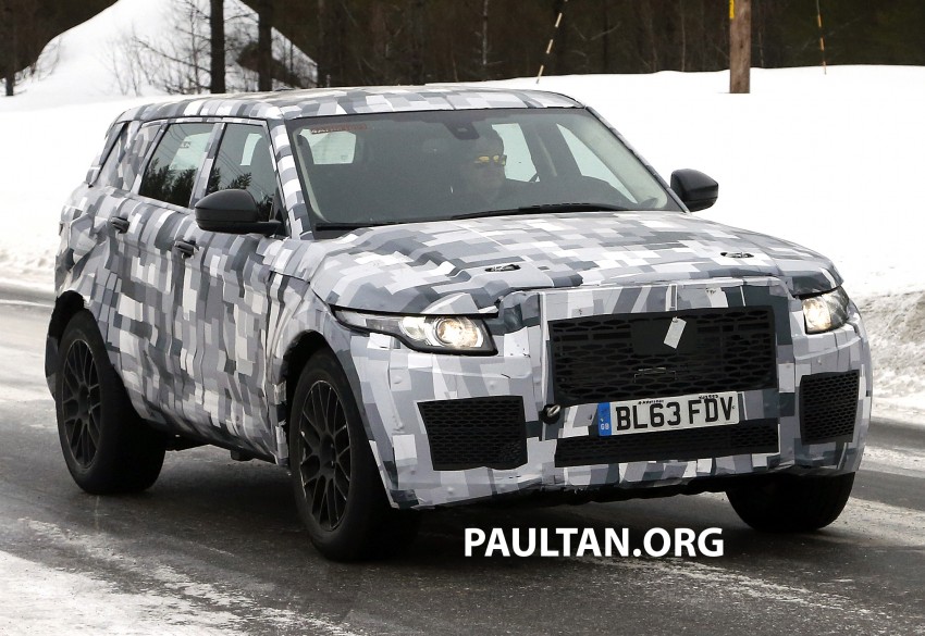 SPYSHOTS: Jaguar SUV mule spotted winter testing 235266