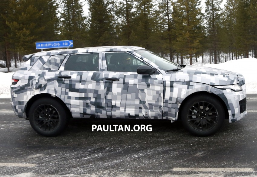SPYSHOTS: Jaguar SUV mule spotted winter testing 235268