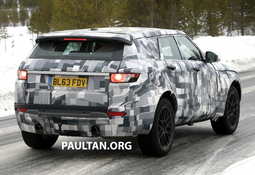 SPYSHOTS: Jaguar SUV mule spotted winter testing 235270