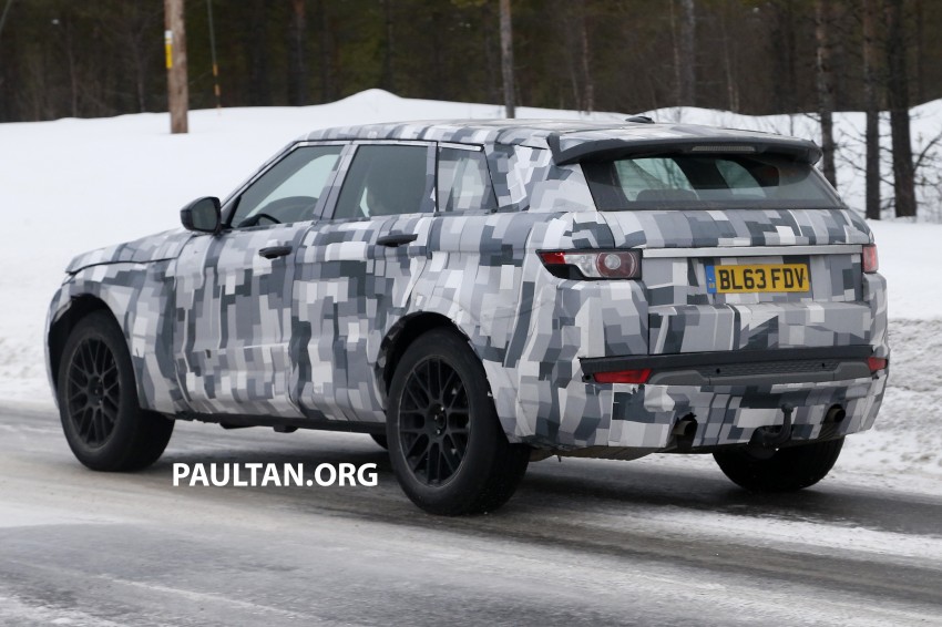 SPYSHOTS: Jaguar SUV mule spotted winter testing 235278