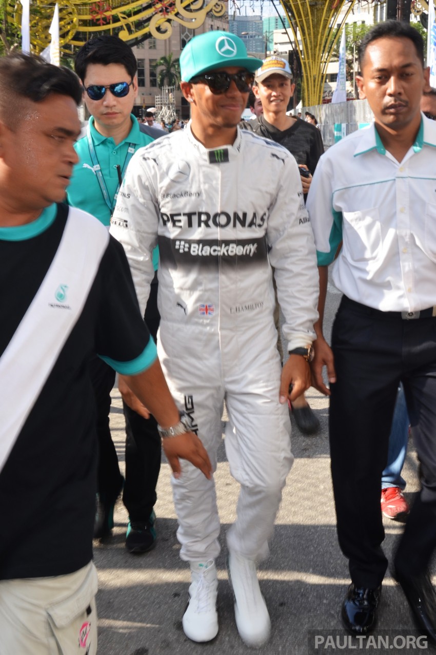 Thrilling show at Petronas Motorsports Demo Run 238065