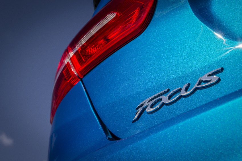 2015 Ford Focus Sedan facelift unveiled: new rear end 239943