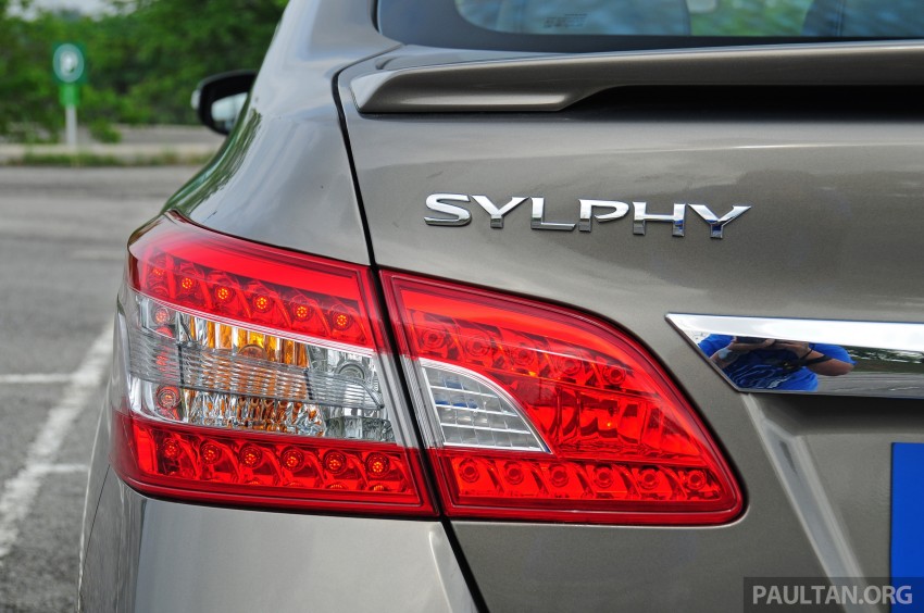 GALLERY: New and old Nissan Sylphy side-by-side 244125