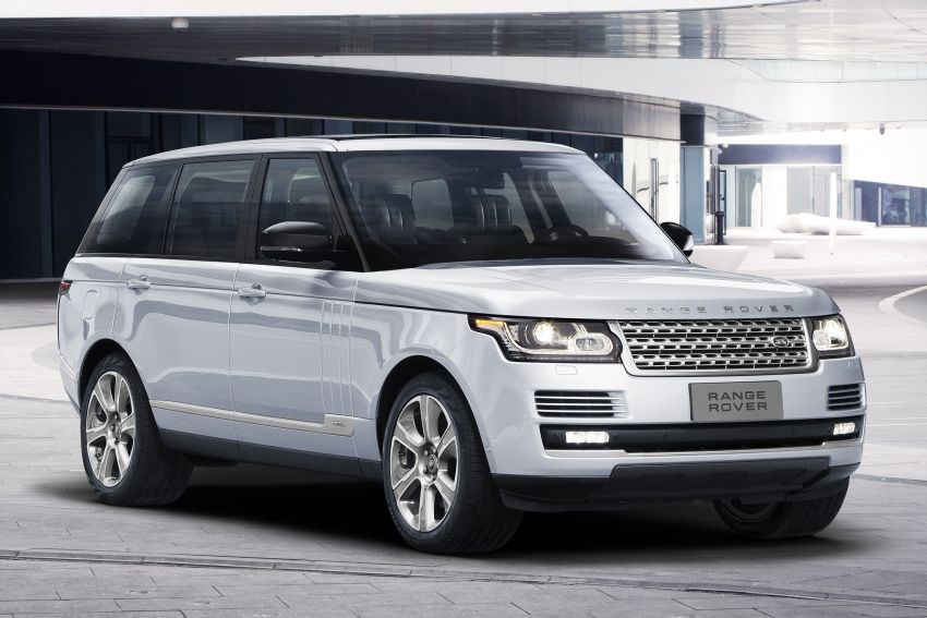 Range Rover Hybrid Long Wheelbase debuts in China 244081