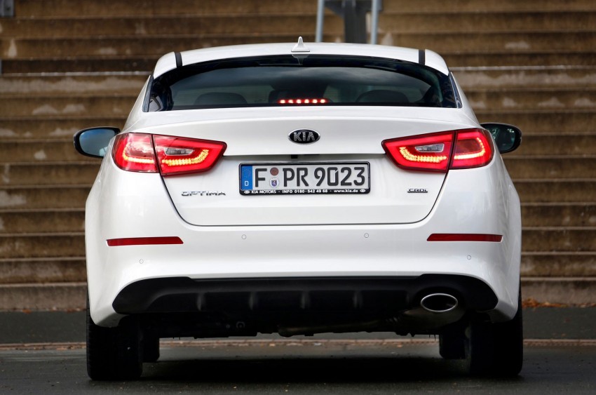 Kia Optima facelift – sole 1.7L U2 diesel choice for UK 239644