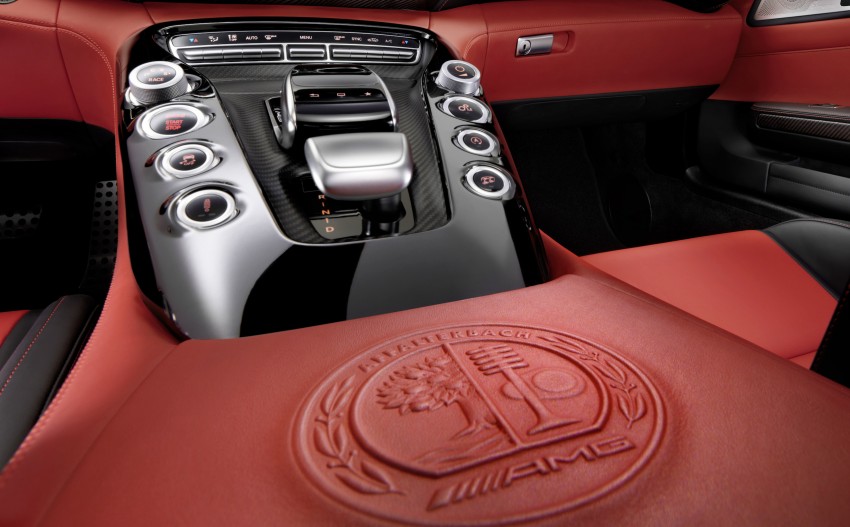 Mercedes-AMG GT – first interior pictures revealed 241437