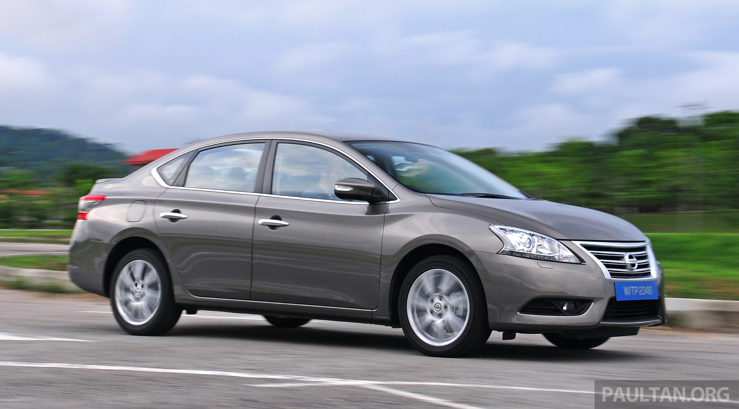 Фото nissan sylphy