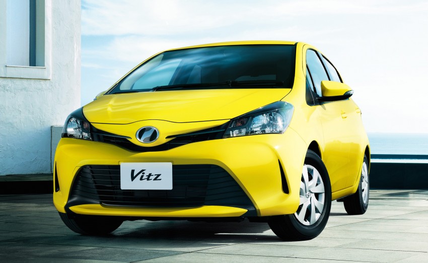 Toyota Yaris and JDM Vitz facelifted to match the Aygo 243293