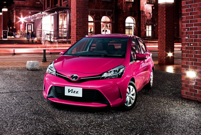 Toyota Yaris and JDM Vitz facelifted to match the Aygo 243300
