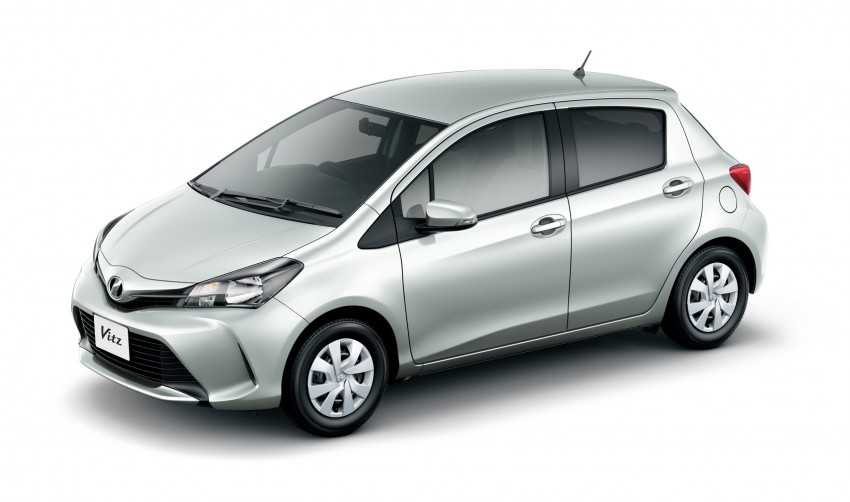 Toyota Yaris and JDM Vitz facelifted to match the Aygo 243308