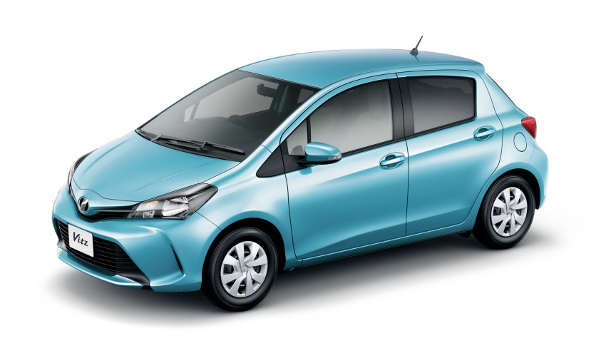 Toyota Yaris and JDM Vitz facelifted to match the Aygo 243317