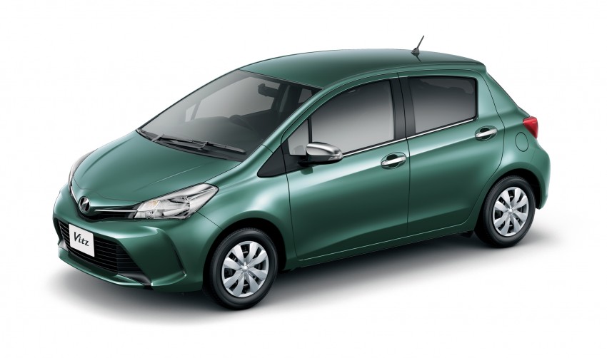 Toyota Yaris and JDM Vitz facelifted to match the Aygo 243322