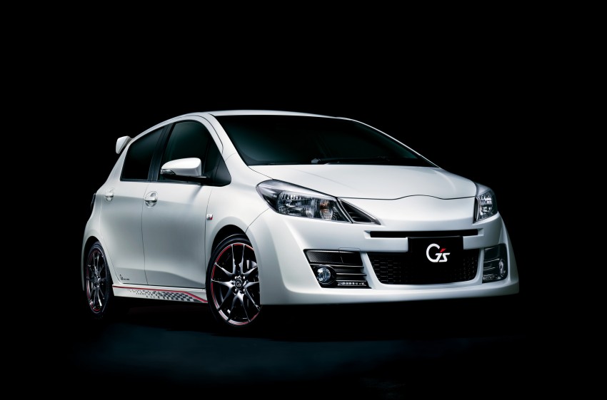 Toyota Yaris and JDM Vitz facelifted to match the Aygo 243325