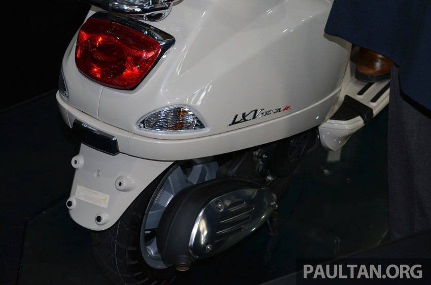 Vespa LXV 150 3V launched: Retro looks, fuel injection 240224
