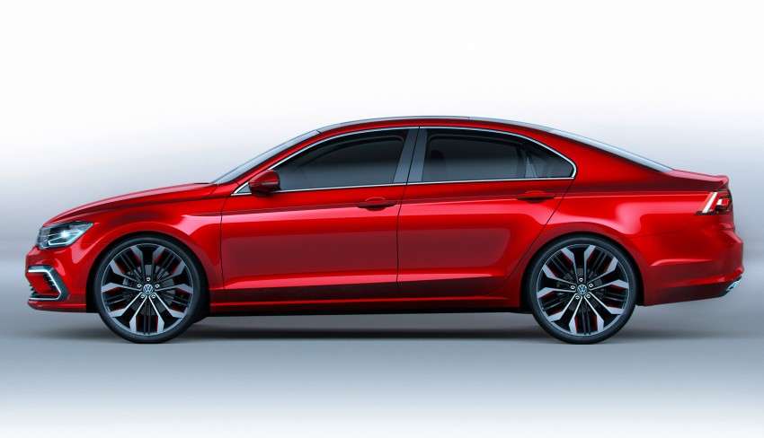 Volkswagen New Midsize Coupe concept is a junior CC 242458