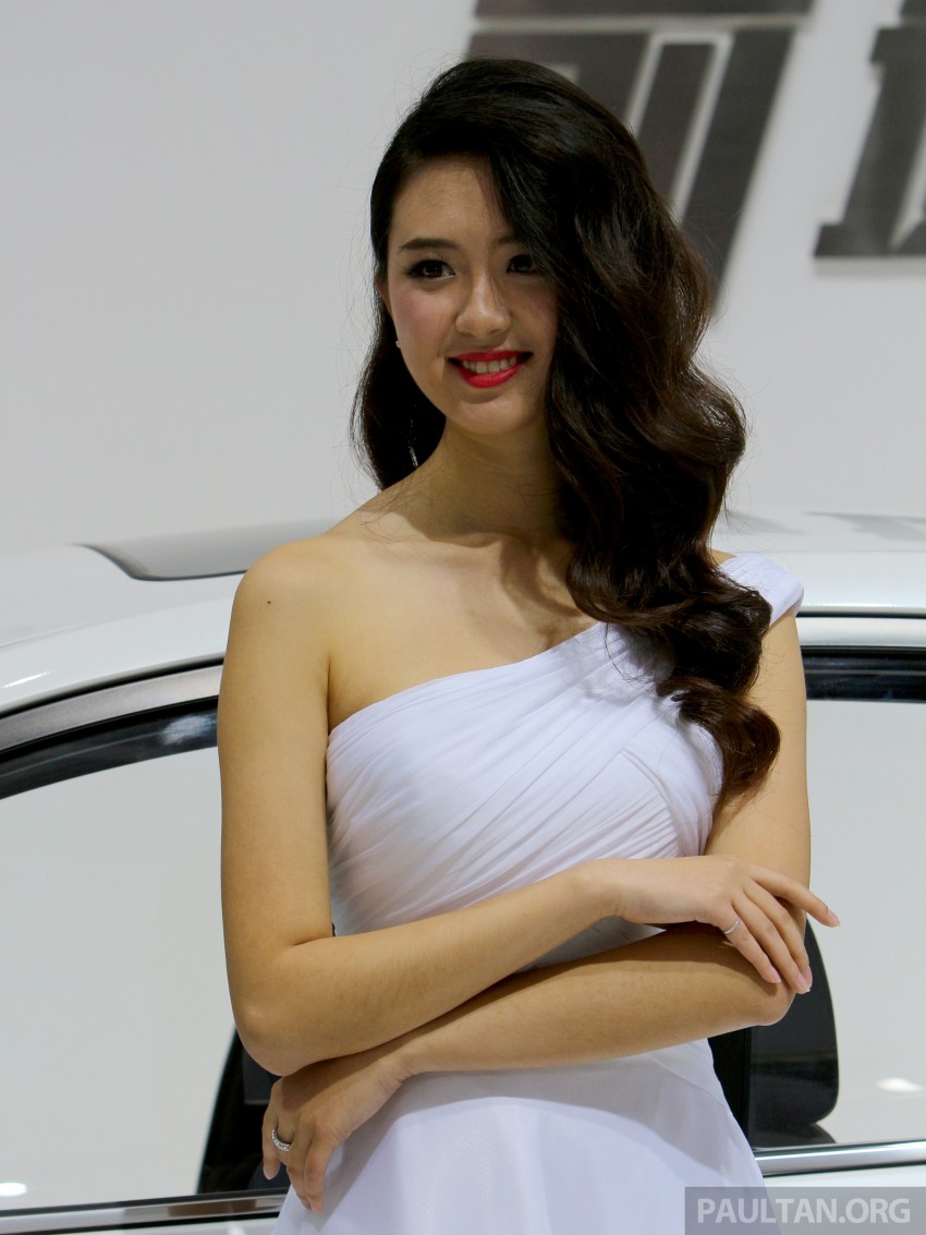 Auto China 2014 – the many pretty faces from Beijing 245268